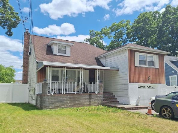 102 Hausch Boulevard, Roosevelt NY 11575
