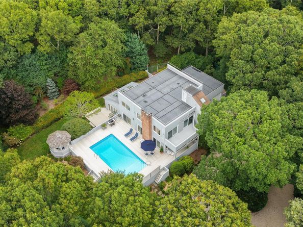 58 Bucks Path, East Hampton NY 11937