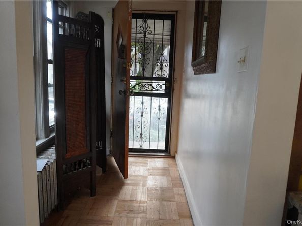 4350 Grace Avenue, Bronx NY 10466