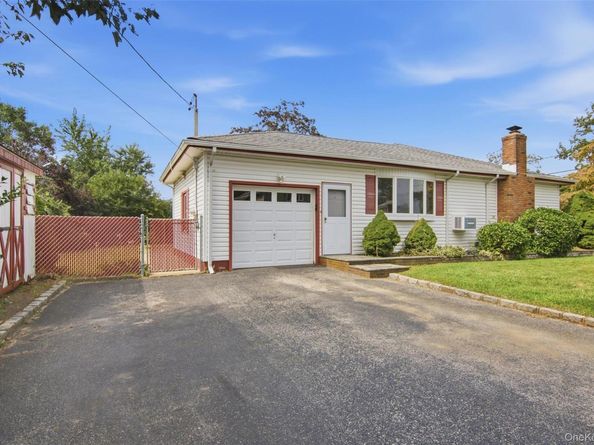 439 9th Street, West Babylon NY 11704