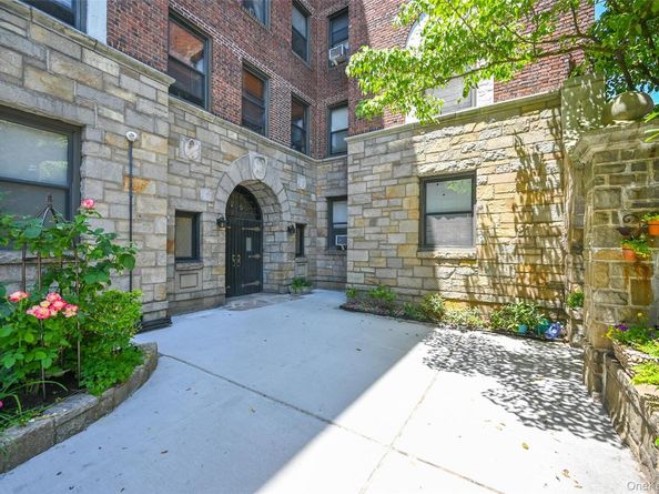 77-16 Austin Street 5L, Forest Hills NY 11375