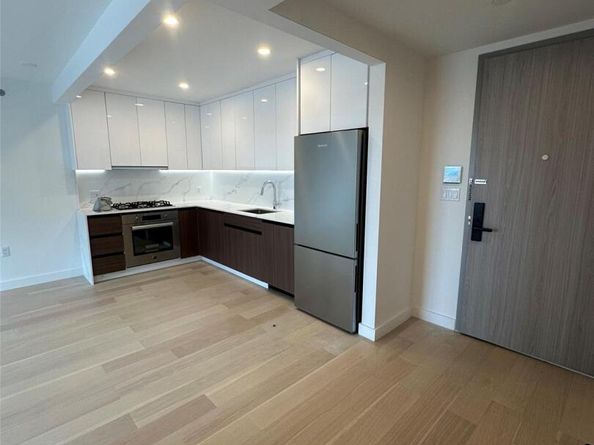 144-49 Northern Boulevard 520, Flushing NY 11354