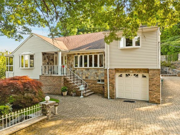 81 Avondale Road, Yonkers NY 10710