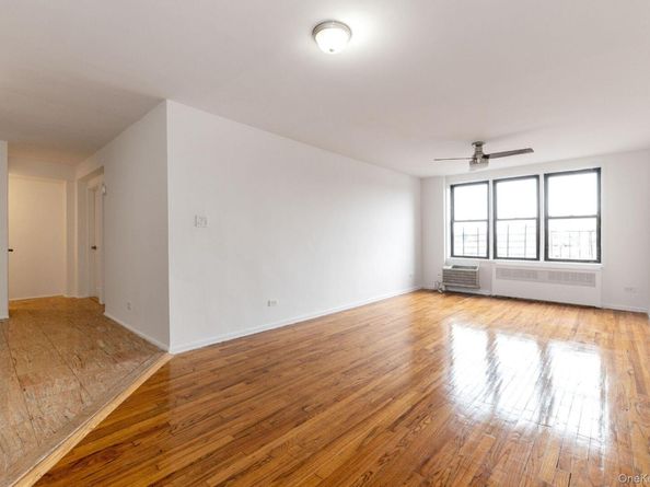 41-42 73rd Street 5B, Woodside NY 11377