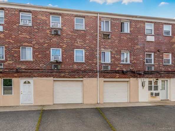 206-208 Balcom Avenue, Bronx NY 10465