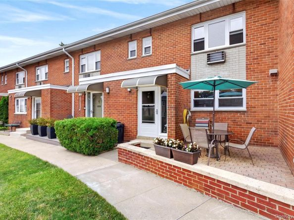 671 Pelham Road D9, New Rochelle NY 10805
