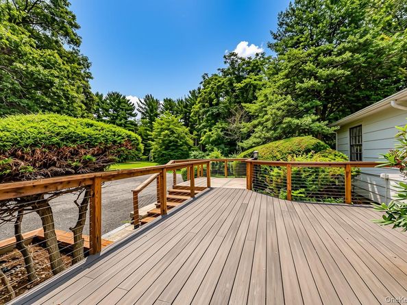 3 South Run, Cold Spring Harbor NY 11724