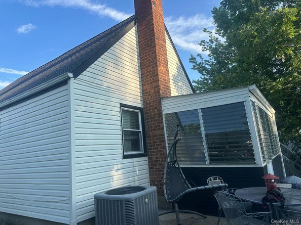 11516 Springfield Boulevard 1, Cambria Heights NY 11411