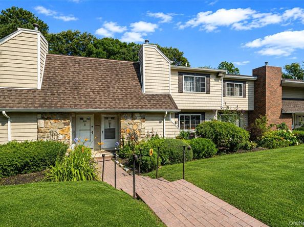 244 Lake Pointe Circle 244, Middle Island NY 11953