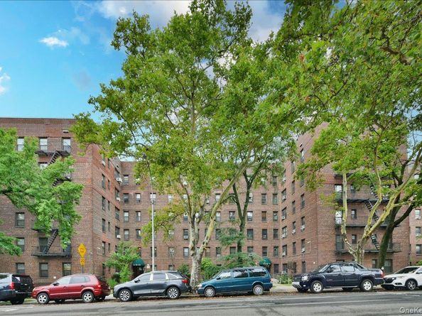 52-54 65th Place 1P, Maspeth NY 11378