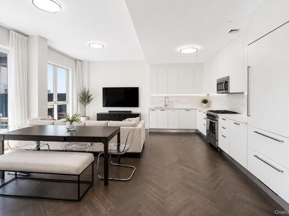 1414 W 4th Street PH5, Brooklyn NY 11204