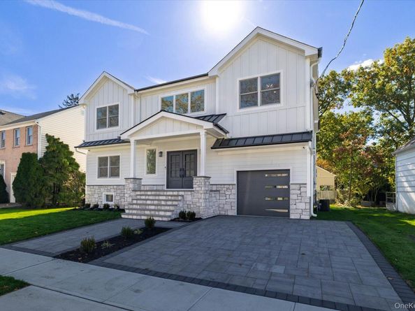 945 Carol Avenue, Woodmere NY 11598
