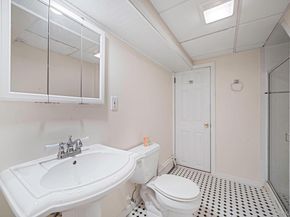 24 Locust Road, Wading River NY 11792