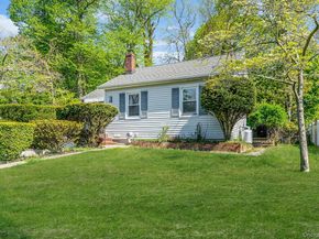 24 Locust Road, Wading River NY 11792