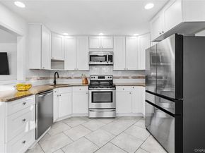 63 Orchard Street, Manorville NY 11949