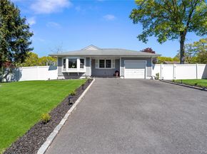 63 Orchard Street, Manorville NY 11949