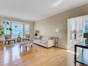 66 Canterbury Drive, Wading River NY 11792