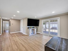 25 Laurel Place, Bethpage NY 11714