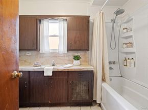 1 Moore Avenue, Hempstead NY 11550