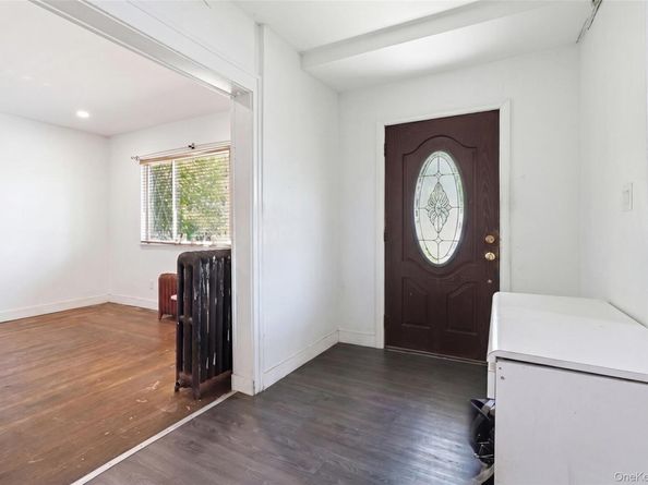 1 Moore Avenue, Hempstead NY 11550