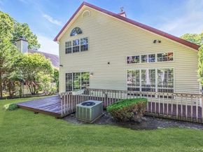 112 Dorado Court S, Middle Island NY 11953