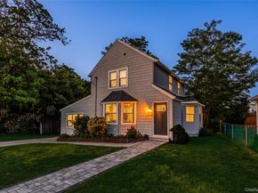 19 Westside Avenue, Bay Shore NY 11706