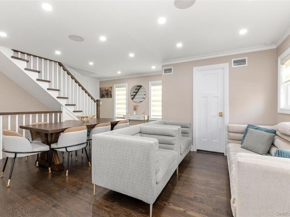 1666 Seagirt Boulevard, Far Rockaway NY 11691