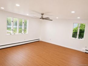 27 Wedgewood Drive, Coram NY 11727