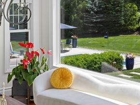 77 Mud Road, Setauket NY 11733