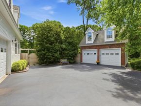 77 Mud Road, Setauket NY 11733