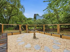 77 Mud Road, Setauket NY 11733
