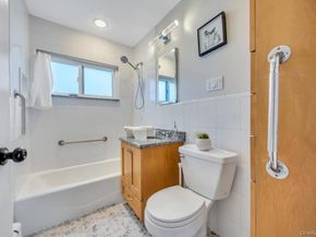 17 Skylark Lane, Levittown NY 11756