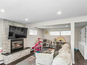 15 Lois Lane, Old Bethpage NY 11804