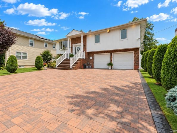 928 N Fletcher Avenue, Valley Stream NY 11580