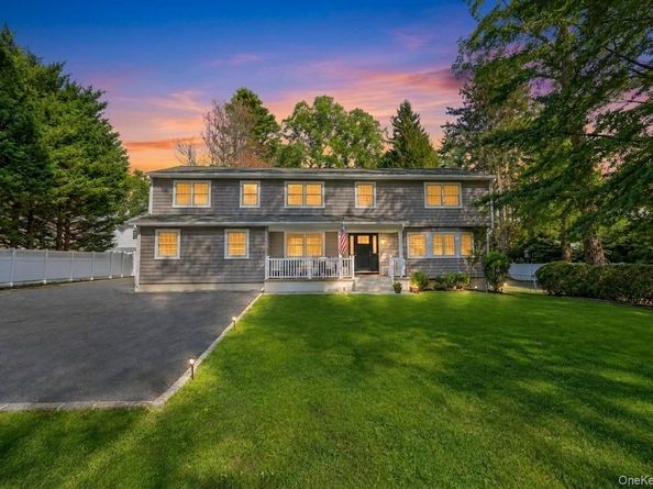 271 Syosset Woodbury Road, Woodbury NY 11797