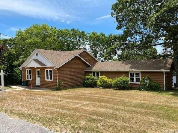 40 Garden Road, Rocky Point NY 11778
