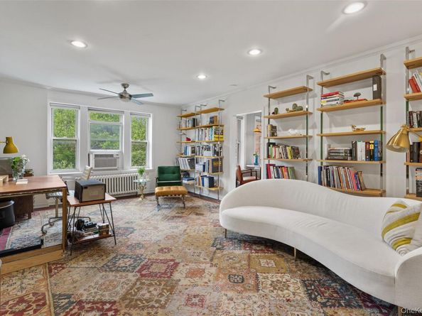 280 Bronxville Road 8B, Bronxville NY 10708
