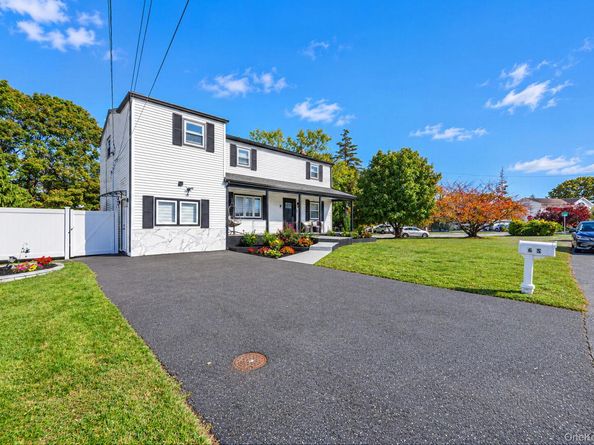 6 S Arizona Road, West Babylon NY 11704
