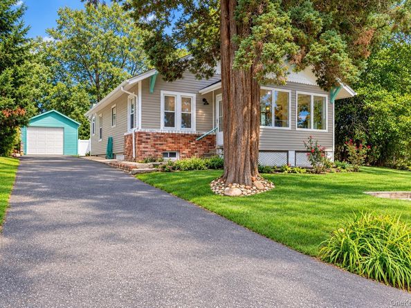 3 School Street, Lake Ronkonkoma NY 11779