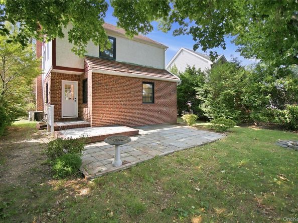 304 Kilburn Road S, Garden City NY 11530