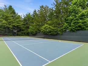 67 Villas Circle, Melville NY 11747