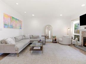 67 Villas Circle, Melville NY 11747