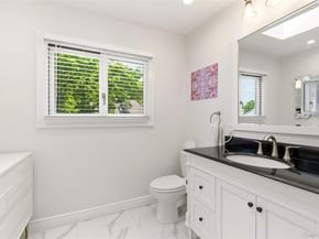 67 Villas Circle, Melville NY 11747