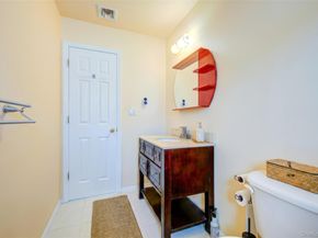 913 Arctic Street, Lindenhurst NY 11757
