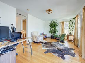913 Arctic Street, Lindenhurst NY 11757
