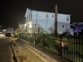 913 Arctic Street, Lindenhurst NY 11757