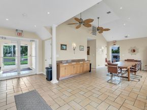 1 Summerfield Lane S, Aquebogue NY 11901