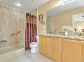 1 Summerfield Lane S, Aquebogue NY 11901