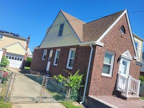 41 Nassau Boulevard, West Hempstead NY 11552