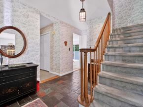 1096 Sunset Street, Yorktown Heights NY 10598